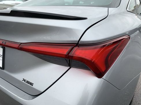 Used 2019 Toyota Avalon XSE image 30