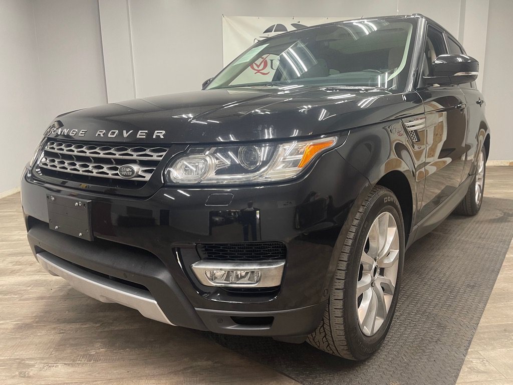 Used 2015 Land Rover Range Rover Sport HSE AWD/4WD image 2