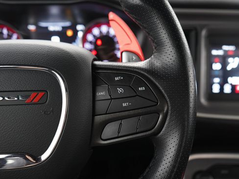 Used 2022 Dodge Challenger GT AWD/4WD image 21