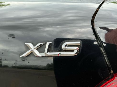 Used 2006 Toyota Avalon XLS FWD image 19