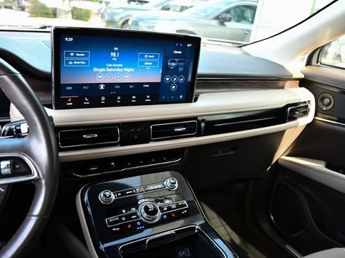 Used 2023 Lincoln Nautilus Reserve w/ Equipment Group 201A AWD/4WD image 22