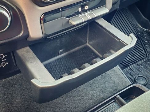 Used 2022 RAM 1500 Big Horn image 29