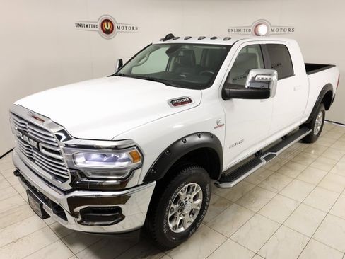 Used 2024 RAM 2500 Laramie w/ Snow Chief Group AWD/4WD image 35