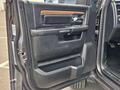 Used 2016 RAM 1500 Laramie w/ Convenience Group AWD/4WD image 10