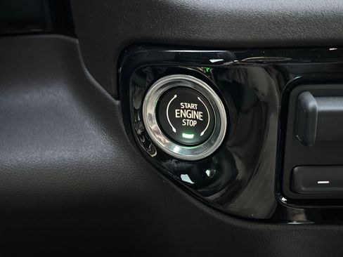 New 2026 GMC Sierra 2500 SLT w/ SLT Premium Package image 15