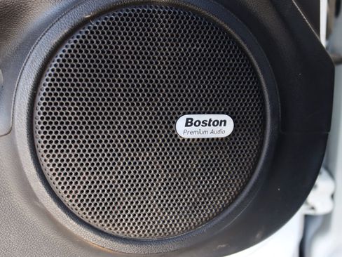 Used 2011 Chevrolet Camaro SS w/ RS Package image 28