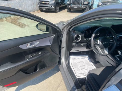 Used 2024 Kia Forte LXS FWD image 10