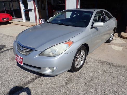 Used 2006 Toyota Solara SE Sport FWD image 2