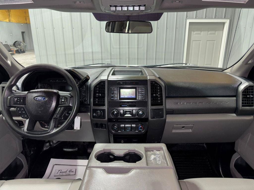Used 2017 Ford F250 XL w/ Power Equipment Group AWD/4WD image 17