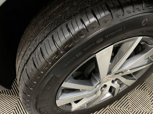 Certified 2024 Chevrolet Equinox LT w/ LPO, Floor Liner Package FWD image 49