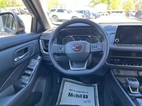 New 2026 Nissan Rogue SV AWD/4WD image 32