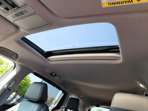 Certified 2023 Honda Odyssey EX-L image 15