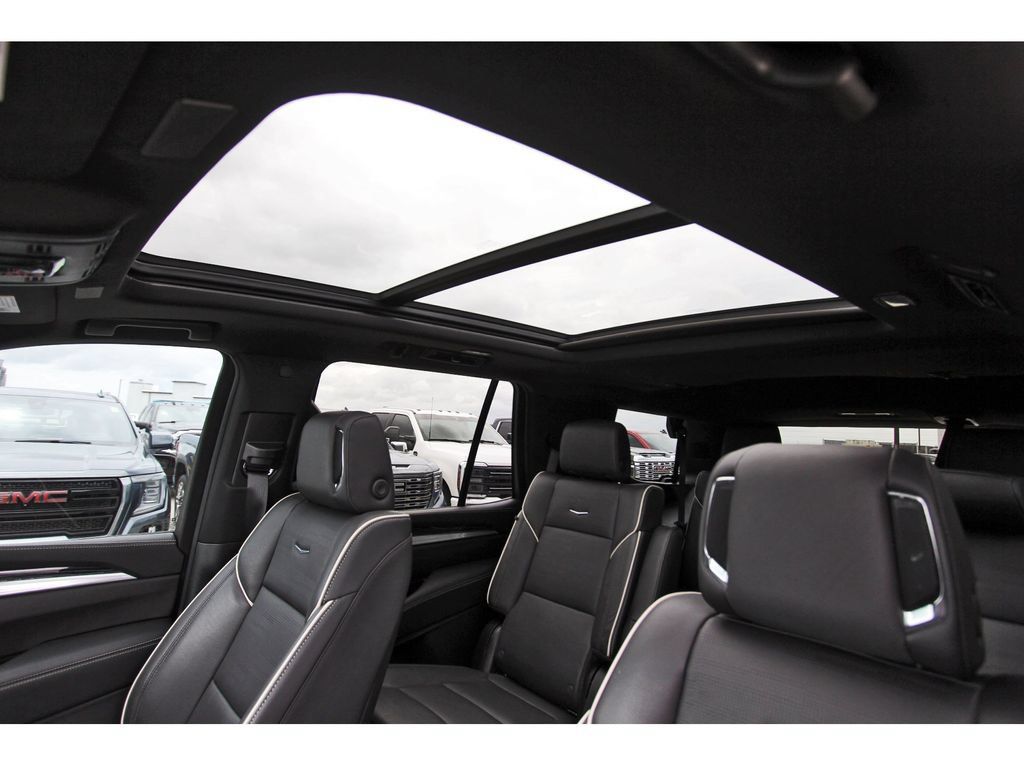 Used 2025 Cadillac Escalade Sport w/ LPO, Floor Liner Package RWD image 29