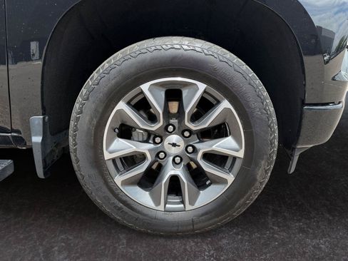Used 2023 Chevrolet Silverado 1500 RST w/ Protection Package AWD/4WD image 29