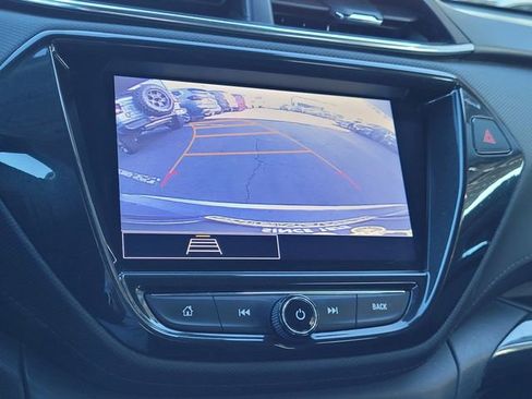 Used 2023 Chevrolet TrailBlazer LT w/ Convenience Package image 10