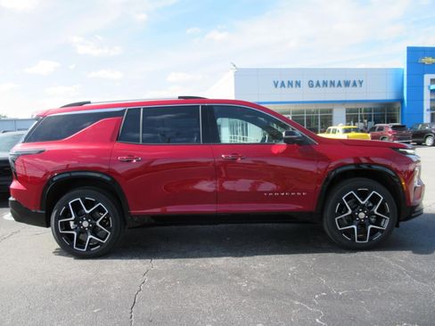 New 2026 Chevrolet Traverse High Country FWD image 4