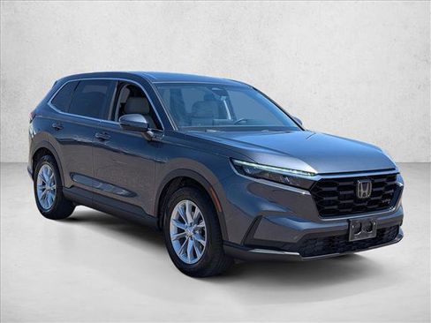 Used 2025 Honda CR-V EX image 3