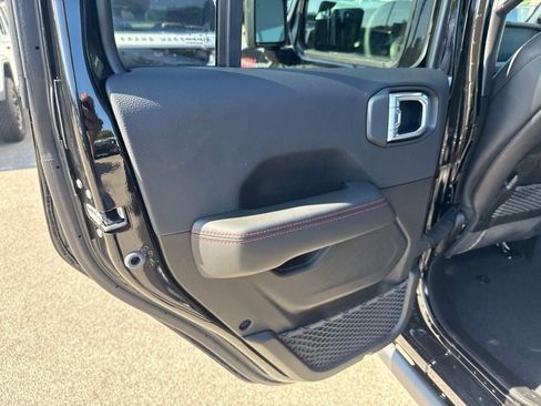 New 2027 Jeep Wrangler Unlimited Rubicon AWD/4WD image 21