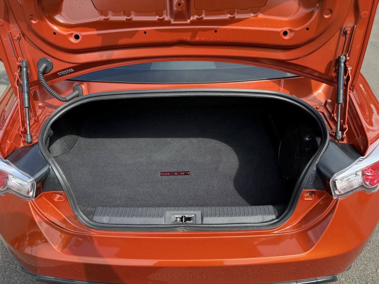 Used 2016 Scion FR-S RWD image 19