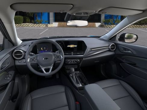 New 2026 Chevrolet Trax ACTIV w/ Driver Confidence Package FWD image 16