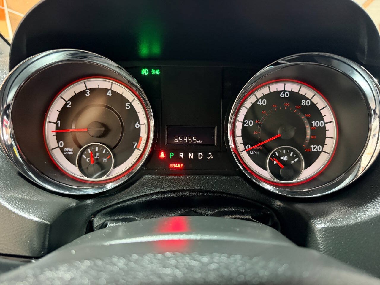 Used 2016 Dodge Grand Caravan SXT FWD image 41