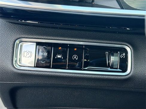 Used 2024 Buick Envision Sport Touring image 35