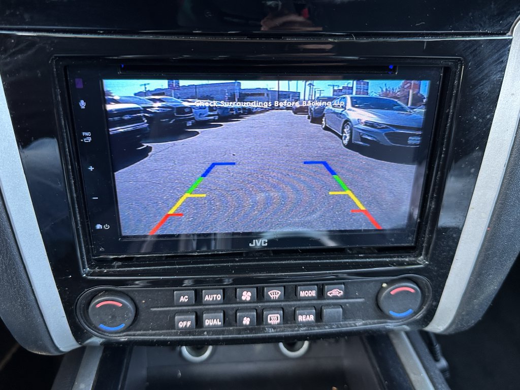 Used 2016 Nissan Pathfinder SV FWD image 31