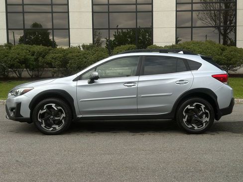 Used 2021 Subaru Crosstrek 2.5i Limited w/ Moonroof Package 2 AWD/4WD image 4