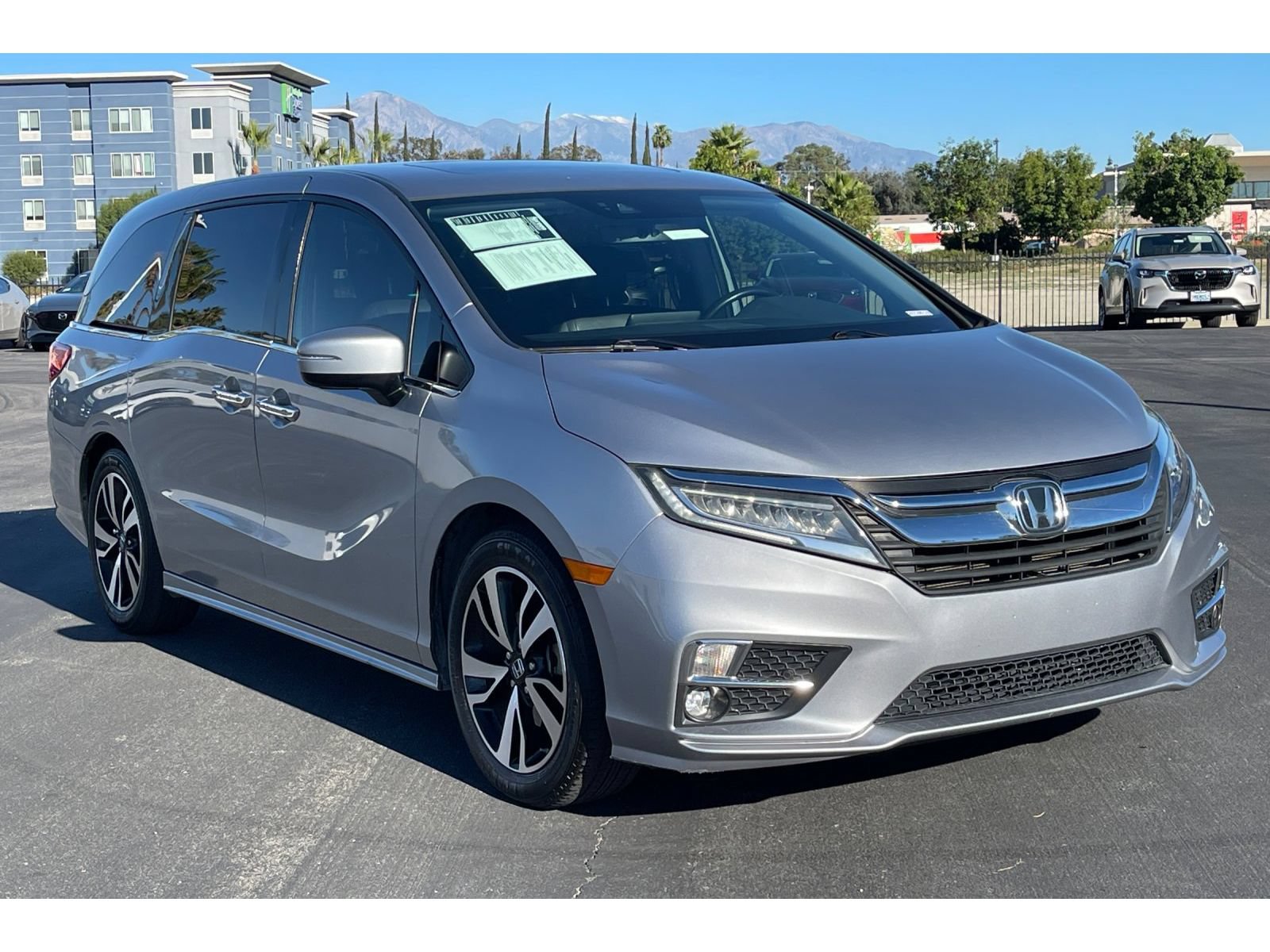 Used 2018 Honda Odyssey Elite image 8