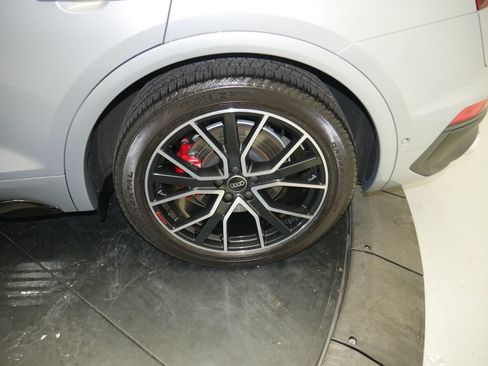Certified 2023 Audi SQ5 Prestige w/ Prestige Package AWD/4WD image 17