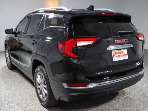 Used 2022 GMC Terrain SLT image 9