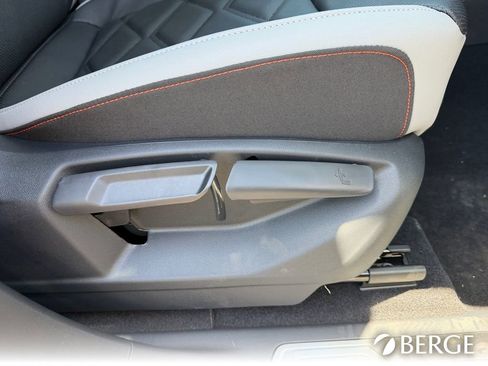 New 2026 Volkswagen Atlas Peak Edition AWD/4WD image 15