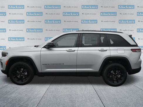 New 2026 Jeep Grand Cherokee Altitude AWD/4WD image 9