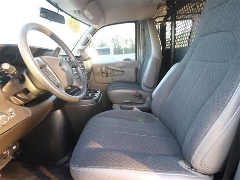 Used 2024 GMC Savana 2500 w/ Driver Convenience Package image 2