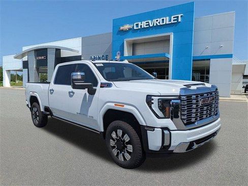New 2025 GMC Sierra 2500 Denali w/ Denali Reserve Package image 3