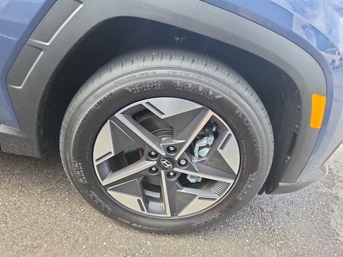 Used 2025 Hyundai Tucson SEL FWD image 2