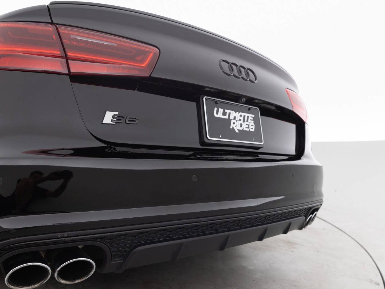 Used 2017 Audi S6 Premium Plus w/ Driver Assistance Package AWD/4WD image 16