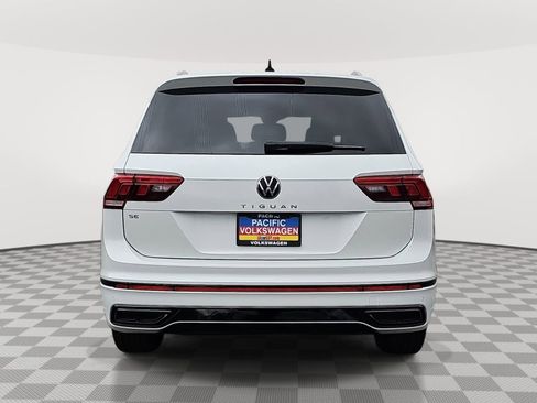 Used 2022 Volkswagen Tiguan SE R-Line image 6