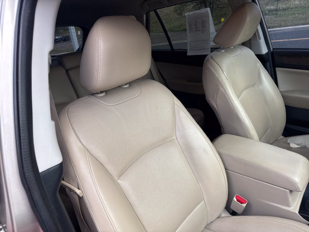 Used 2016 Subaru Outback 2.5i Limited AWD/4WD image 32