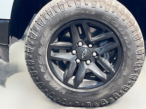 Used 2024 Chevrolet Silverado 1500 Custom Trail Boss image 11
