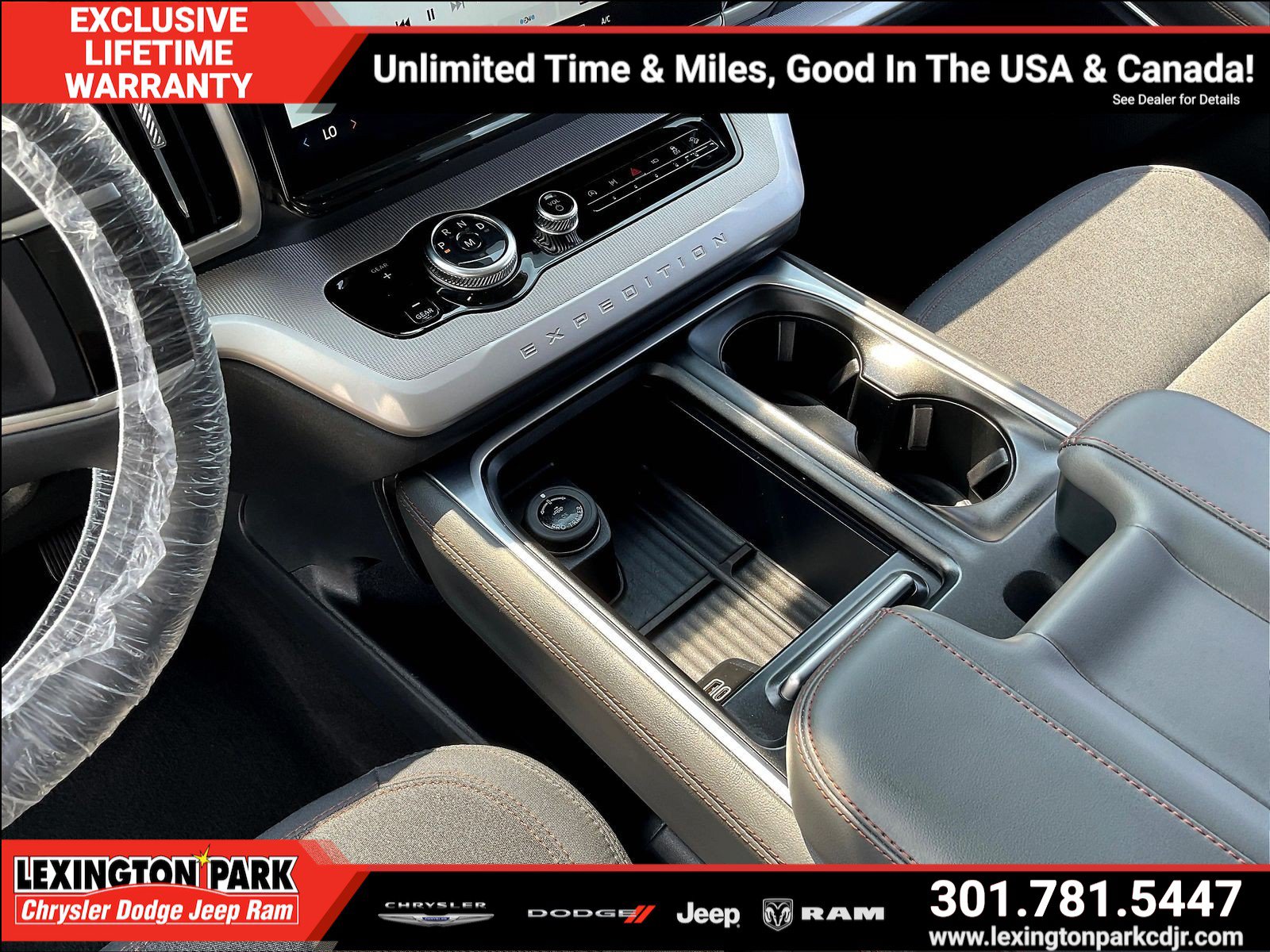 Used 2025 Ford Expedition Max Active AWD/4WD image 17