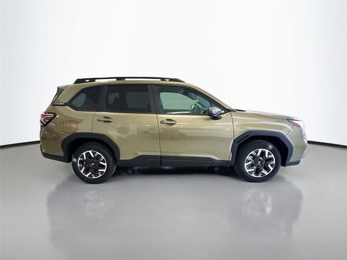New 2026 Subaru Forester Premium image 17