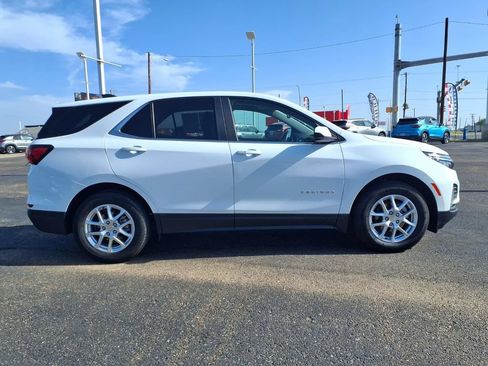Used 2024 Chevrolet Equinox LT FWD image 8