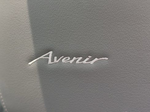 Used 2025 Buick Enclave Avenir w/ Super Cruise Package AWD/4WD image 56