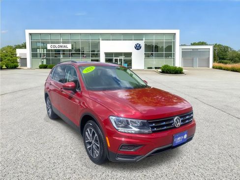 Used 2019 Volkswagen Tiguan SE w/ 3rd Row Seat Package AWD/4WD image 7
