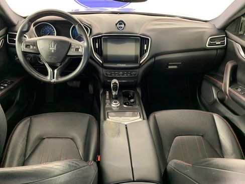 Used 2017 Maserati Ghibli RWD image 34