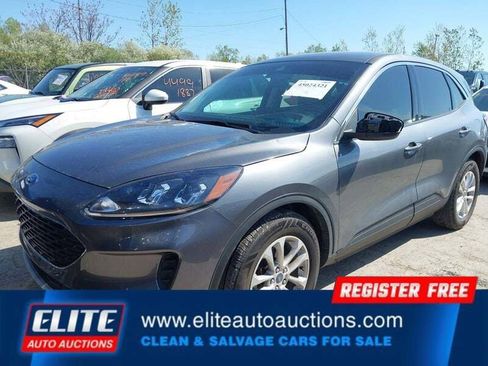 Used 2021 Ford Escape SE FWD image 3