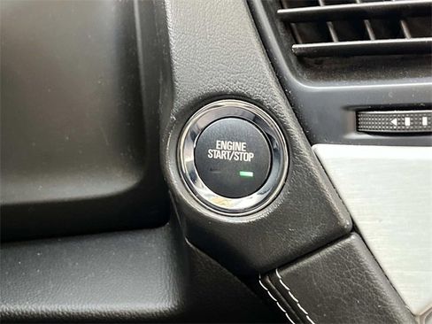 Used 2019 GMC Yukon SLT w/ Open Road Package image 38