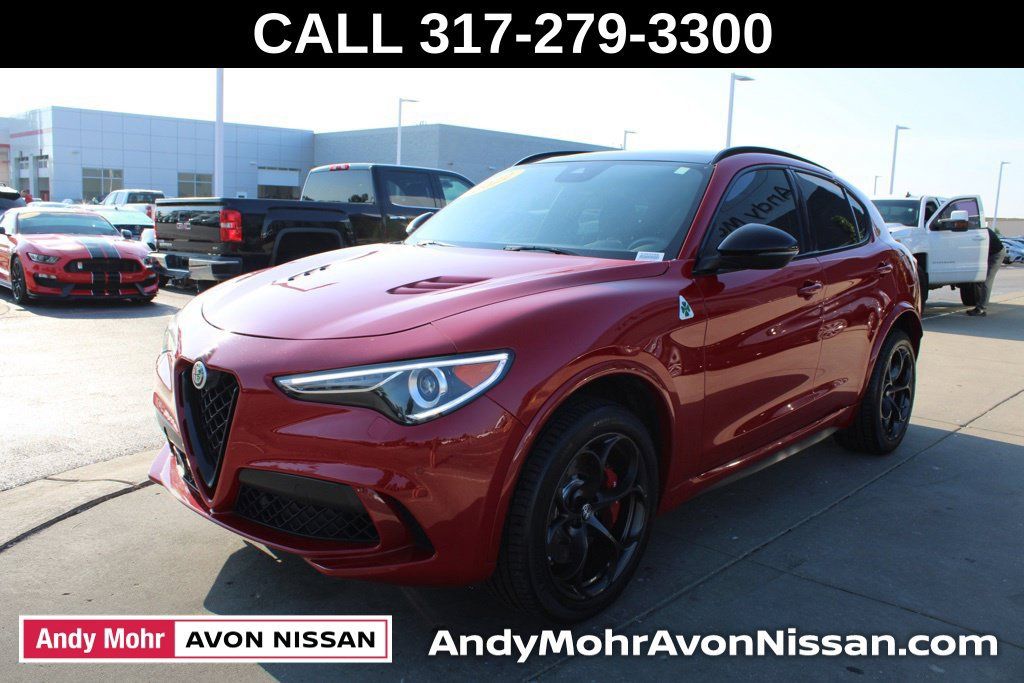 Used 2022 Alfa Romeo Stelvio Quadrifoglio w/ Active Assist Plus Package AWD/4WD image 3