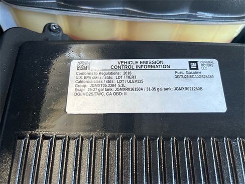 Used 2018 GMC Sierra 1500 SLT w/ SLT Premium Package image 27